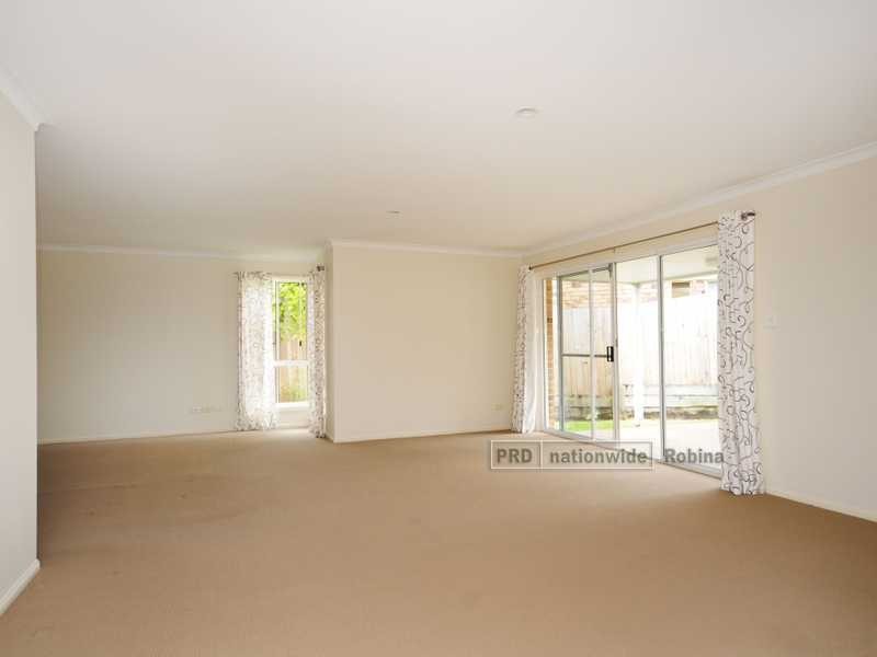 13 Bothwell Street, Robina QLD 4226