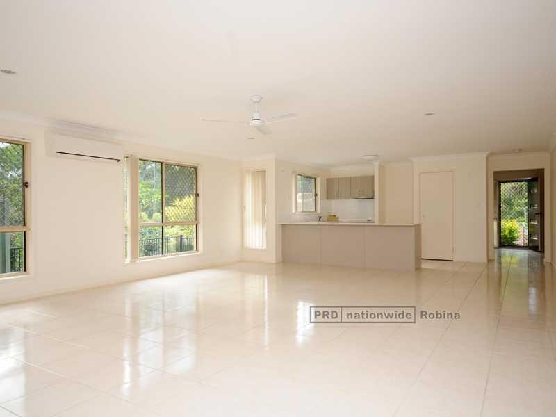 1 Mcguire Place, Maudsland QLD 4210