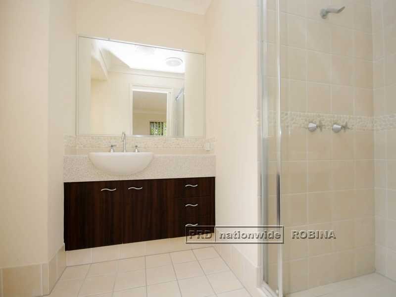 1/9 Gymea Crescent, Varsity Lakes QLD 4227