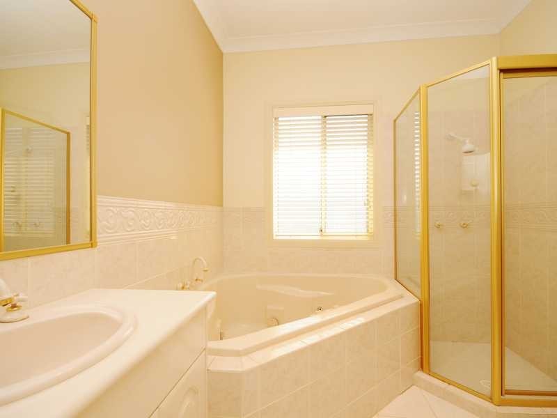 15 Kilburn Street, Robina QLD 4226