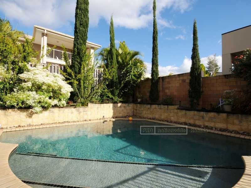 10 Palma Crescent, Varsity Lakes QLD 4227