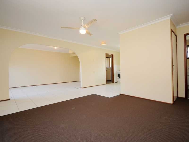 2/3 Cantwell Court, Miami QLD 4220