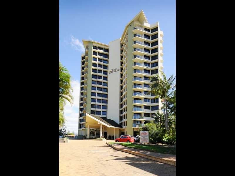 Unit 32/2890 Gold Coast Highway, Surfers Paradise QLD 4217