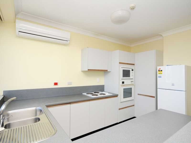 Unit 32/2890 Gold Coast Highway, Surfers Paradise QLD 4217