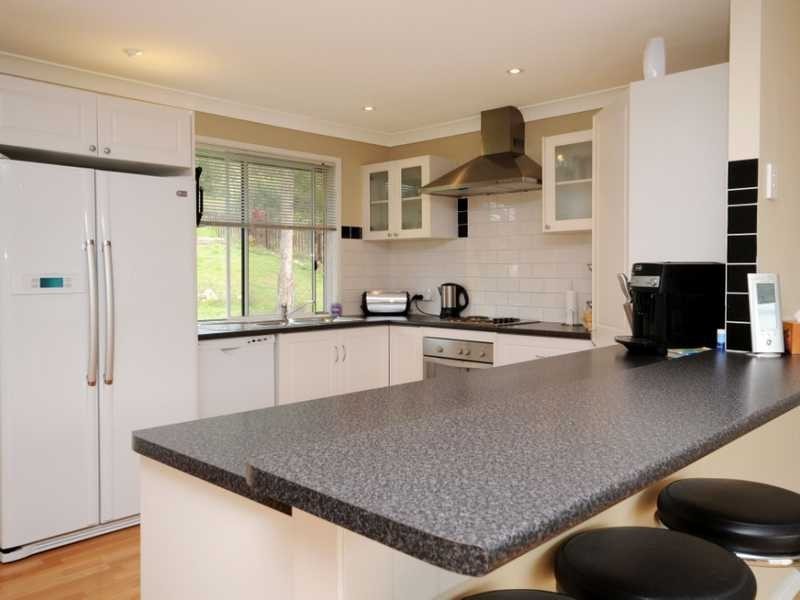14 Lyminge Court, Bonogin QLD 4213