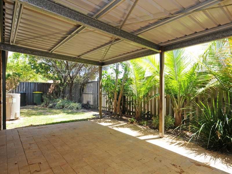 1/44 Montezuma Drive, Burleigh Waters QLD 4220