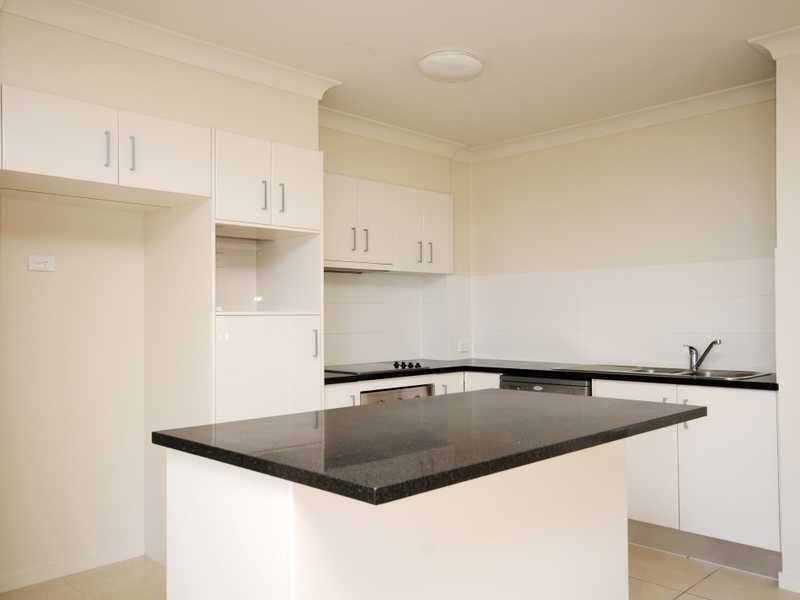 1/5 Faculty Crescent, Mudgeeraba QLD 4213