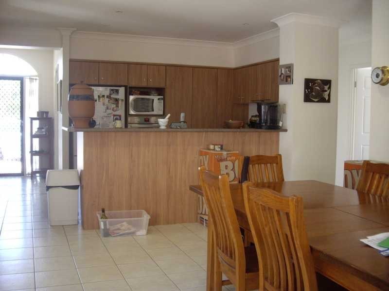 6 Corina Close, Robina QLD 4226