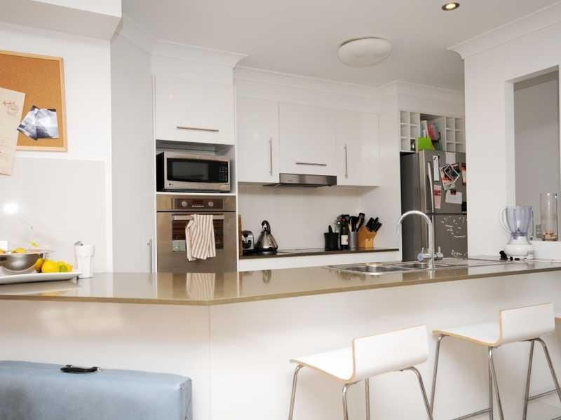 Unit 7/18 Carina Peak Drive, Varsity Lakes QLD 4227