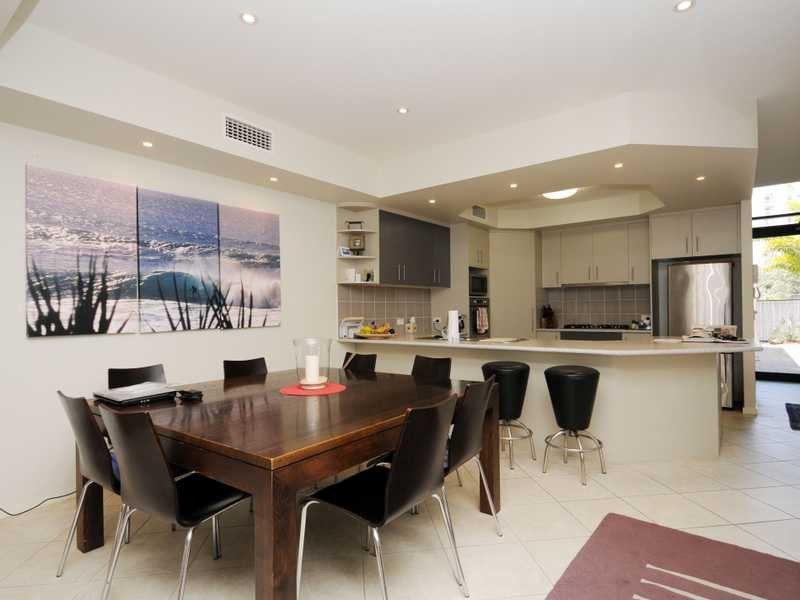 1/1890 Gold Coast Highway, Burleigh Heads QLD 4220