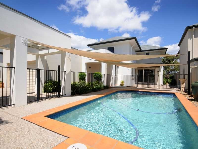 142 Easthill Drive, Robina QLD 4226
