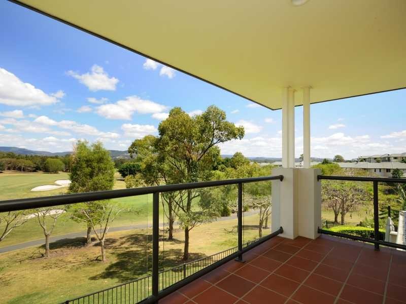 142 Easthill Drive, Robina QLD 4226