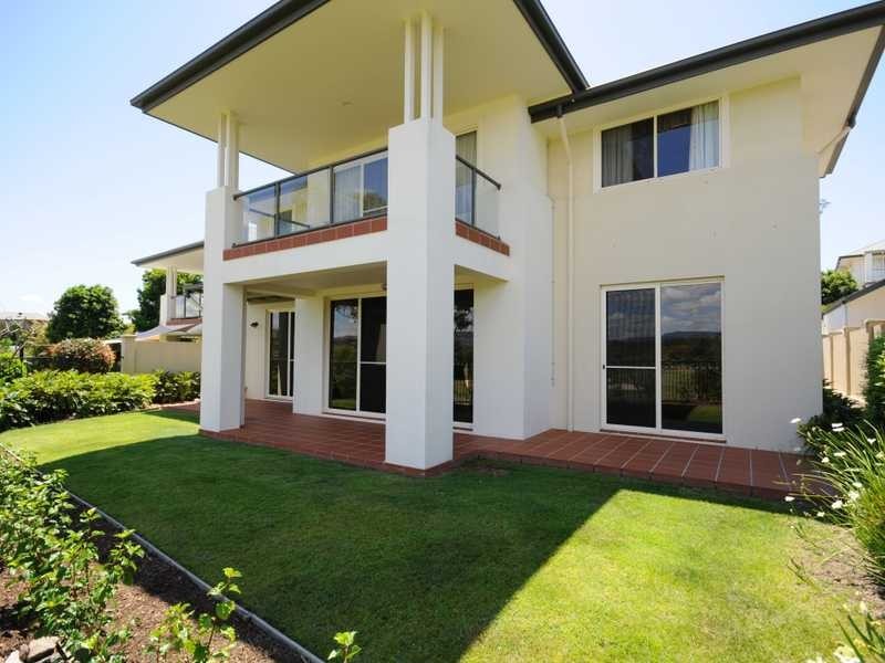 142 Easthill Drive, Robina QLD 4226
