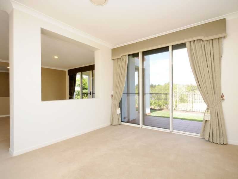 142 Easthill Drive, Robina QLD 4226