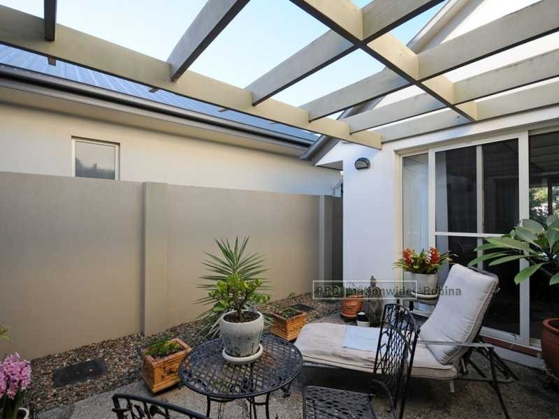 257 Easthill Drive, Robina QLD 4226