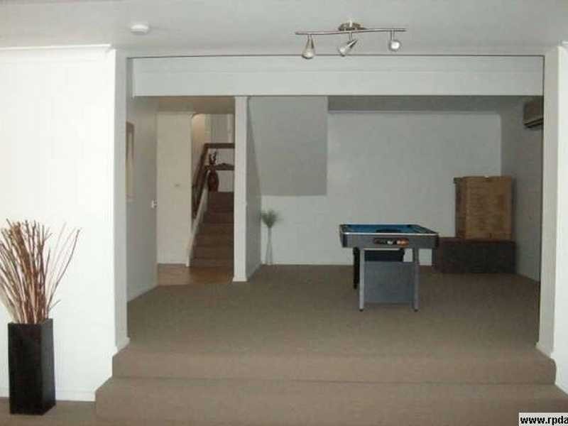 38 Riverview Road, Nerang QLD 4211