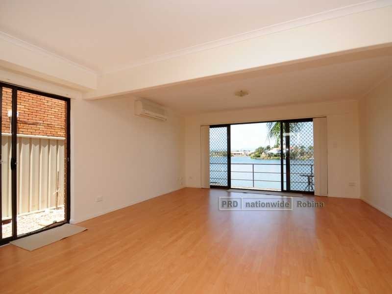 7/17 Duet Drive, Mermaid Waters QLD 4218