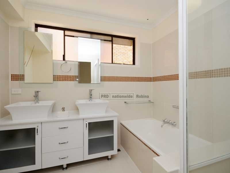 7/17 Duet Drive, Mermaid Waters QLD 4218