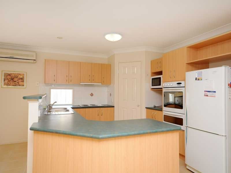2 Watergum Parade, Molendinar QLD 4214