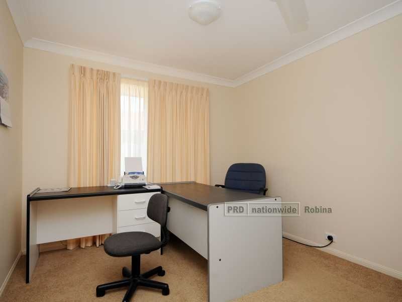 2 Watergum Parade, Molendinar QLD 4214