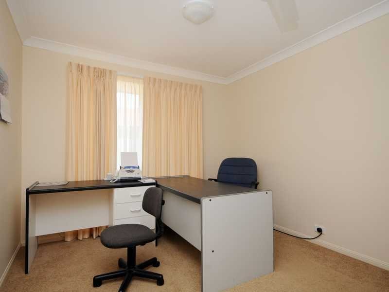 2 Watergum Parade, Molendinar QLD 4214