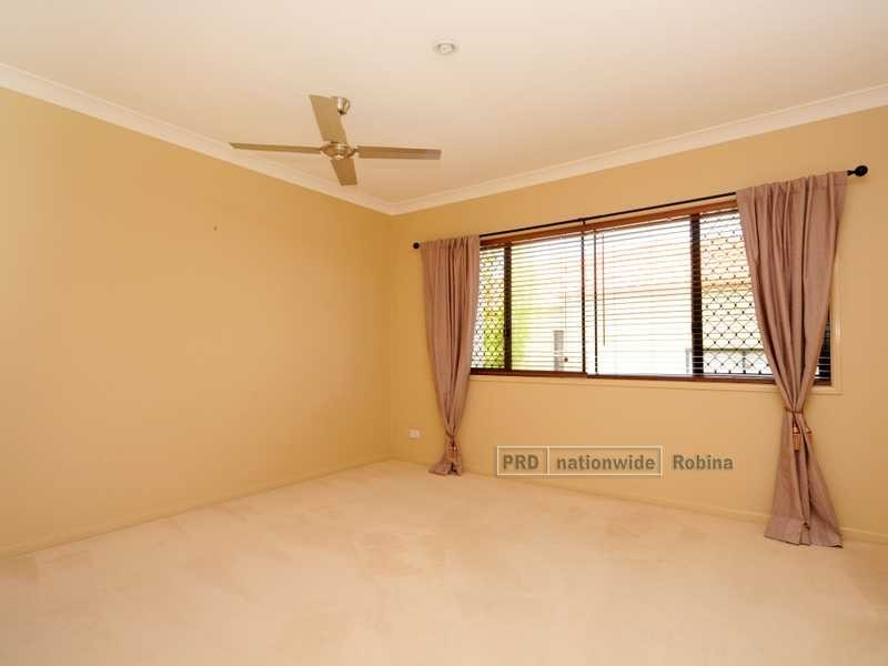 Unit 2/12 Gammon Drive, Varsity Lakes QLD 4227