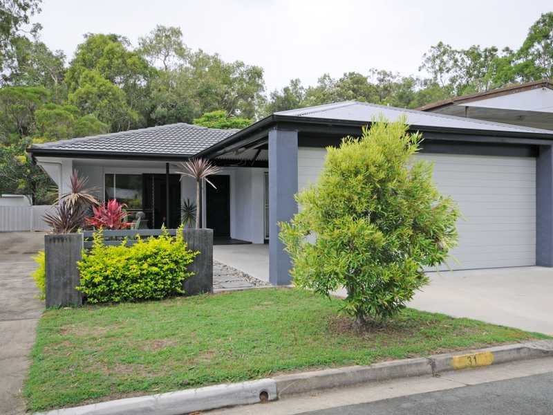 31 Nalkari Street, Coombabah QLD 4216
