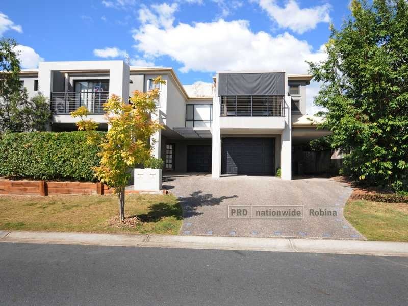 Unit 1/12 Lantau Crescent, Varsity Lakes QLD 4227