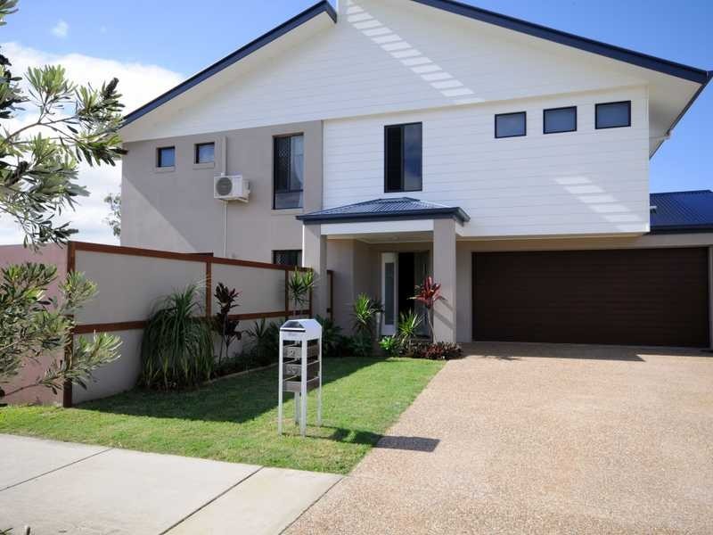 53 York Creek Crescent, Reedy Creek QLD 4227
