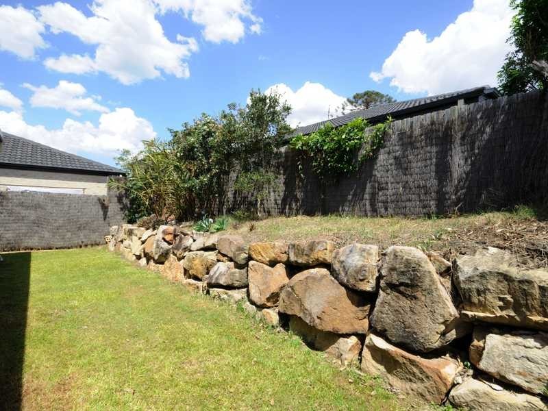 60 Merrilaine Crescent, Merrimac QLD 4226