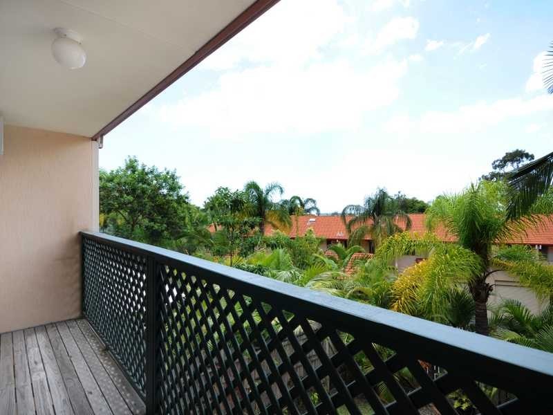 Unit 15/4 Sherwood Close, Mudgeeraba QLD 4213