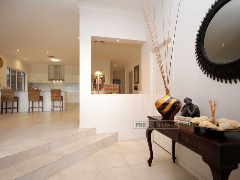 13 Tindari Place, Varsity Lakes QLD 4227