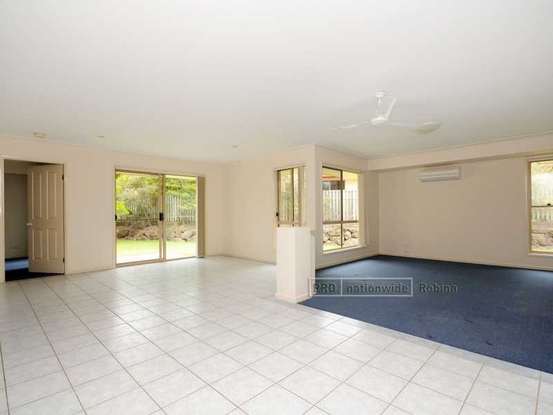 93 Swanton Drive, Mudgeeraba QLD 4213