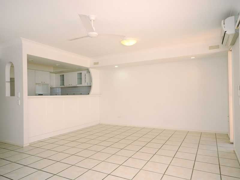 Unit 303/22 Glenside Drive, Robina QLD 4226