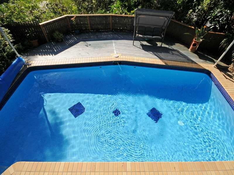 112 Simpsons Road, Currumbin Waters QLD 4223