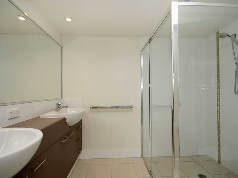 9/1 Acacia Court, Robina QLD 4226