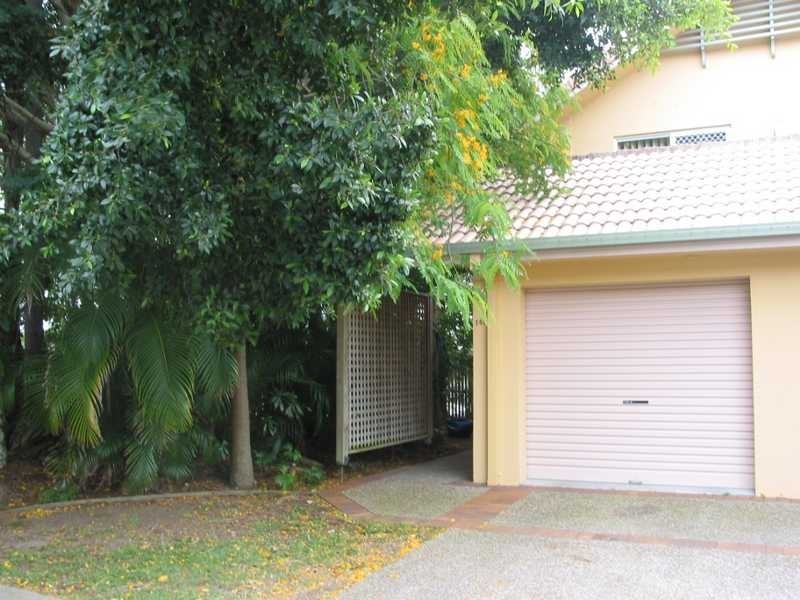 140/215 Cottesloe Drive, Mermaid Waters QLD 4218