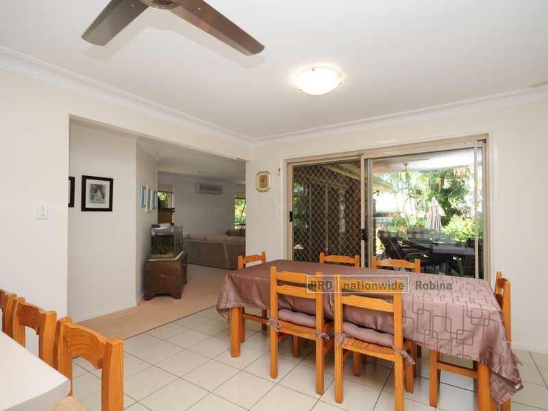 24 Homebush Drive, Robina QLD 4226