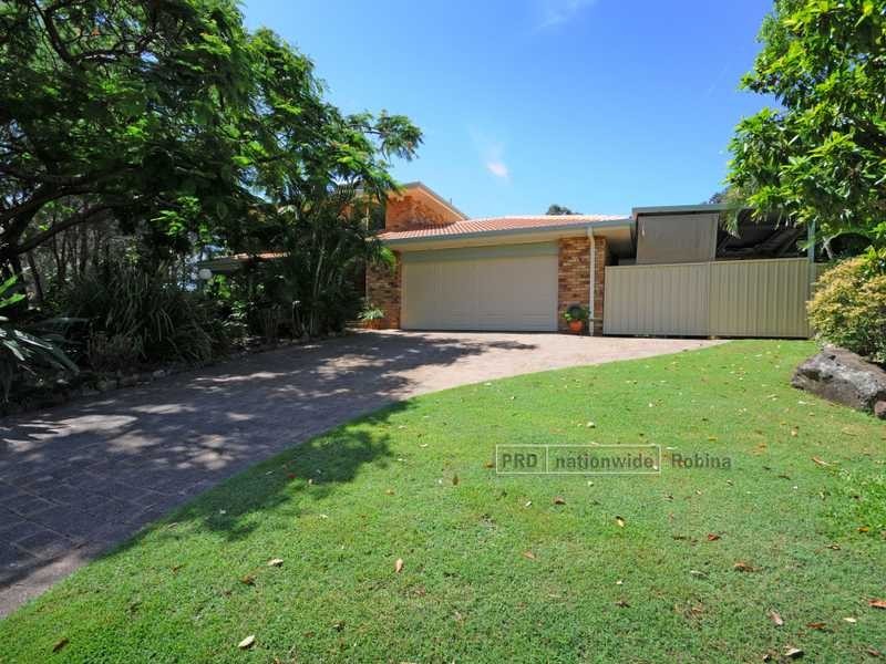 24 Homebush Drive, Robina QLD 4226