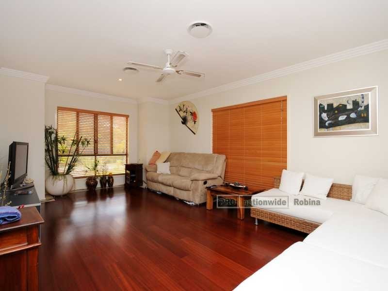 6 Wyllie Way, Reedy Creek QLD 4227