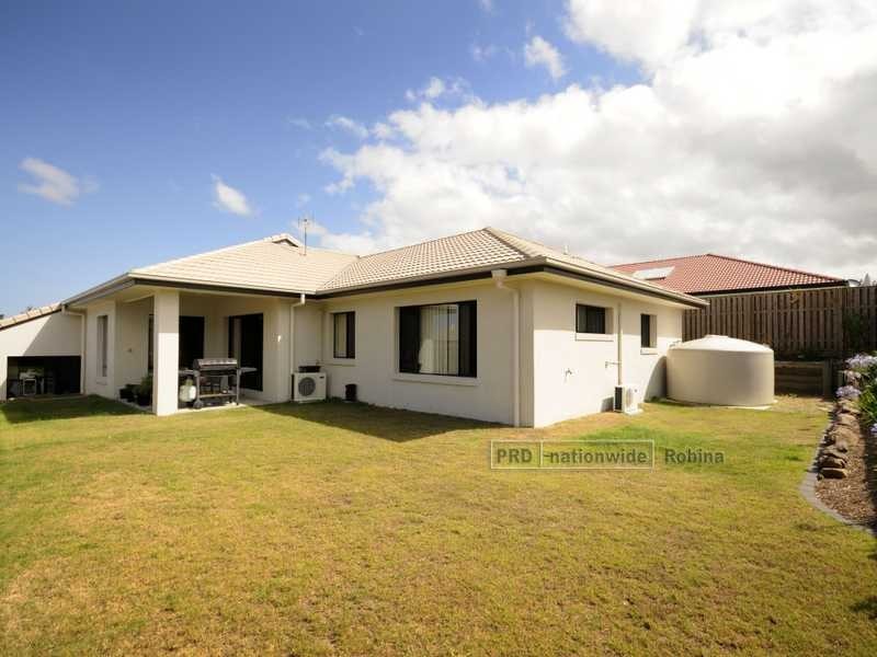 5 Greendragon Crescent, Upper Coomera QLD 4209