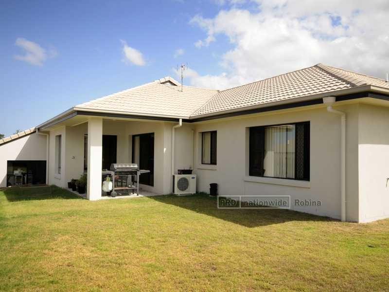 5 Greendragon Crescent, Upper Coomera QLD 4209