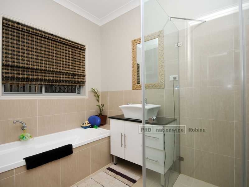 14 Koolang Crescent, Reedy Creek QLD 4227