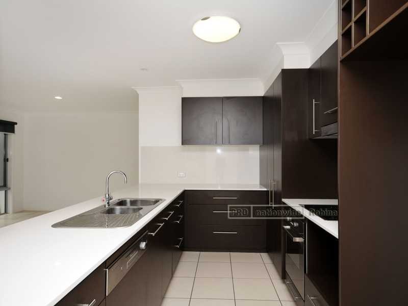 Unit 7/76 Bayswater Avenue, Varsity Lakes QLD 4227