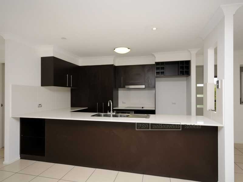 Unit 7/76 Bayswater Avenue, Varsity Lakes QLD 4227