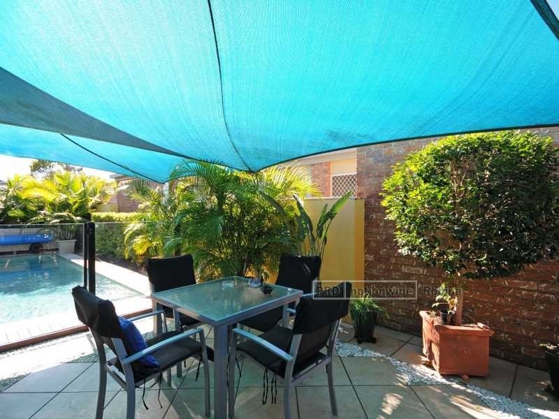 18 Dartmouth Court, Varsity Lakes QLD 4227