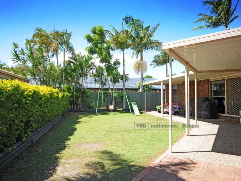 27 Coronet Crescent, Burleigh Waters QLD 4220