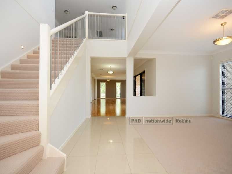 11 Hewson Court, Mudgeeraba QLD 4213