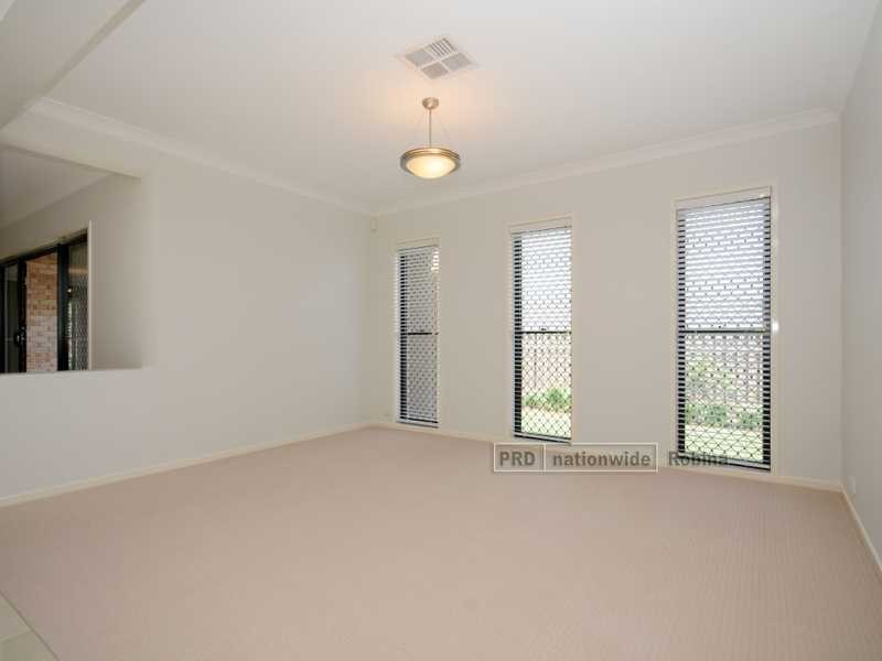 11 Hewson Court, Mudgeeraba QLD 4213