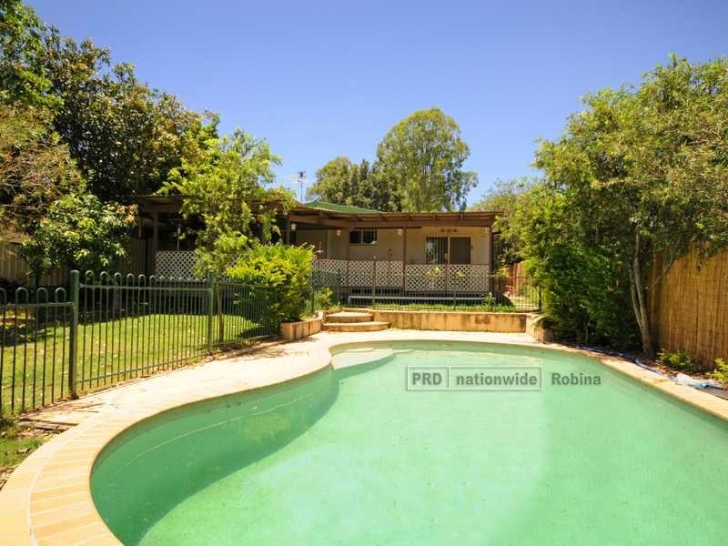 9 Willow Street, Varsity Lakes QLD 4227